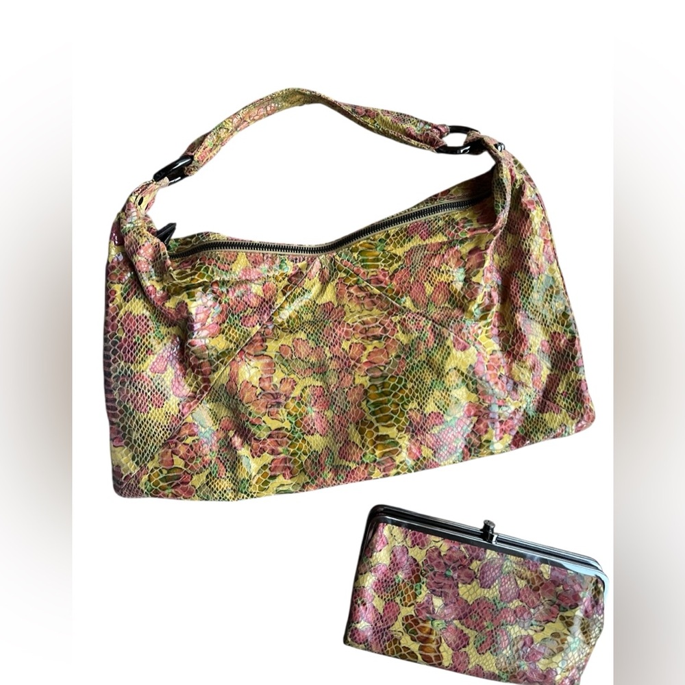 HOBO International Paulette slouchy shoulder bag wallet set yellow floral snake - Picture 2 of 12